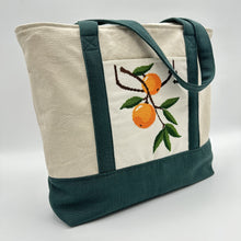 Load image into Gallery viewer, Yafa Large Tote in Green